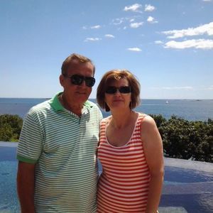 Meet your Posher, Leonora